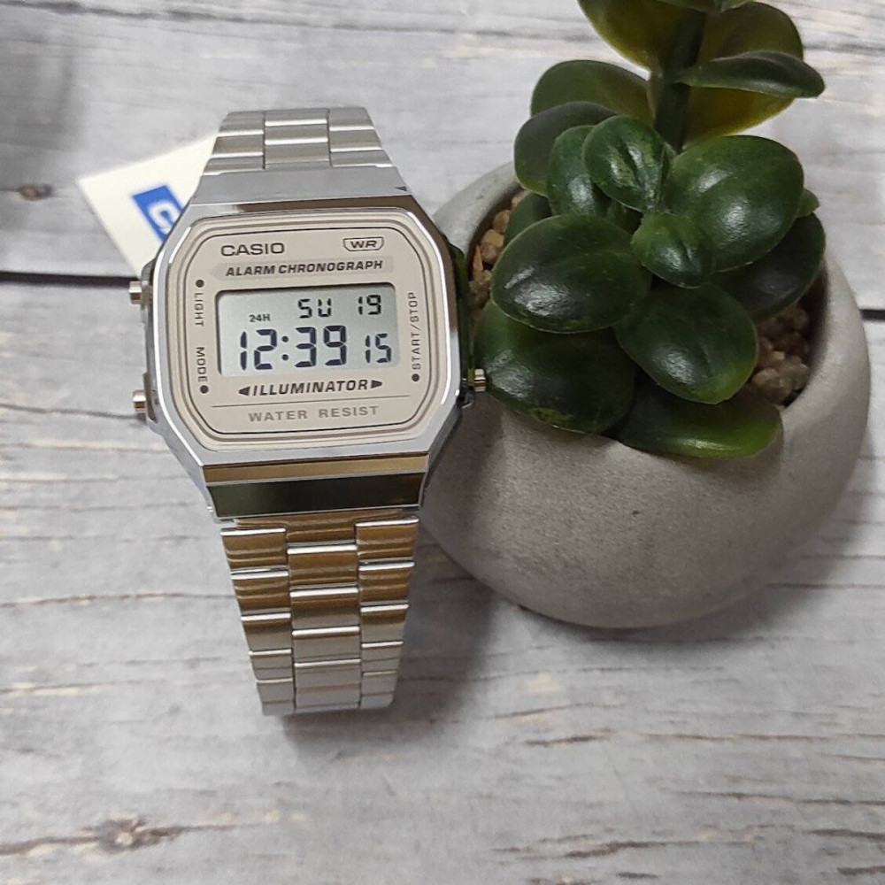 Мъжки часовник Casio A168WA-8AYES