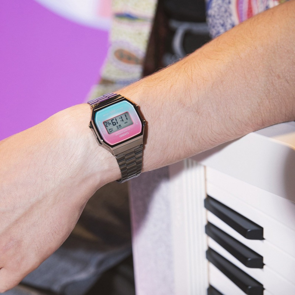 Часовник Casio A168WERB-2AEF