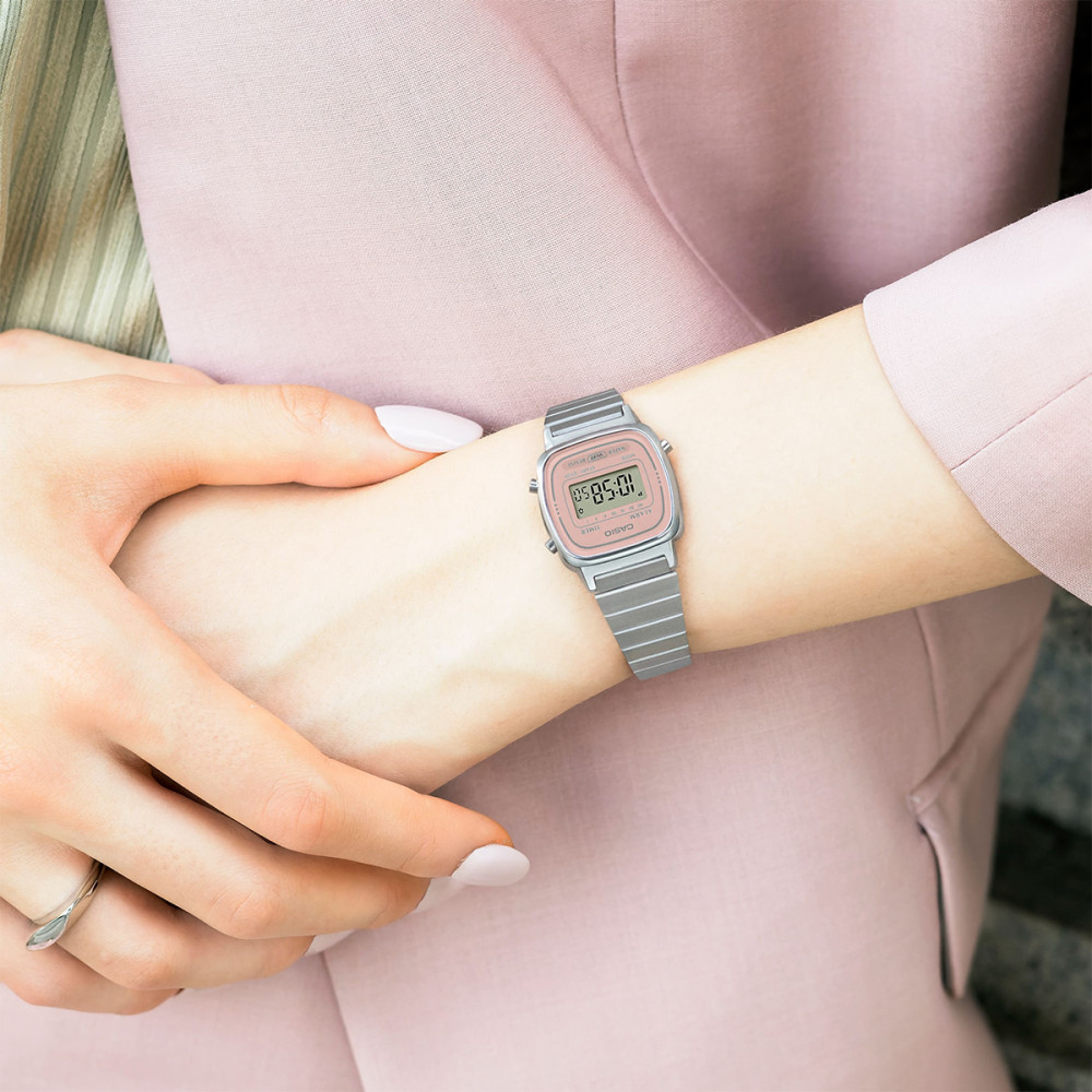Дамски часовник Casio LA670WEA-4A2EF