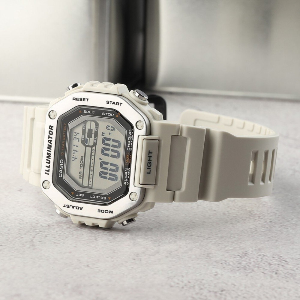 Мъжки часовник Casio MWD-110H-8AVEF